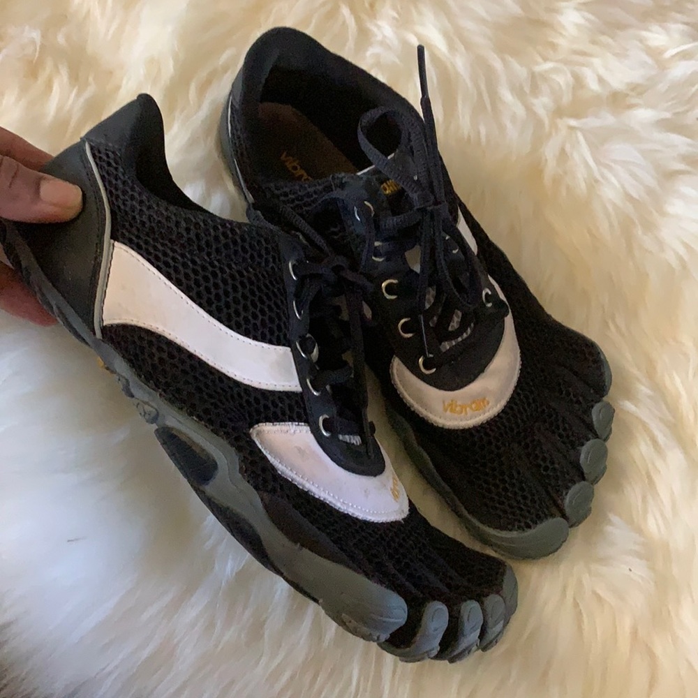 Vibram shoes